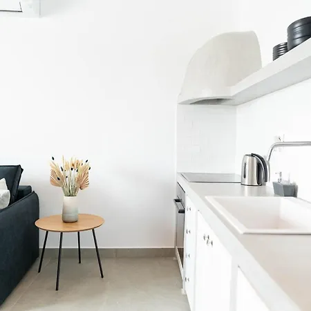 Lemon Tree House * Lipsi